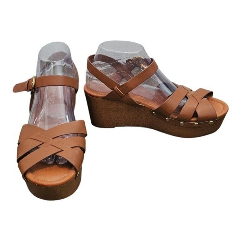 Nine West Platform Wedge Sandals Brown Strappy Studded Accents Cute Size 8.5